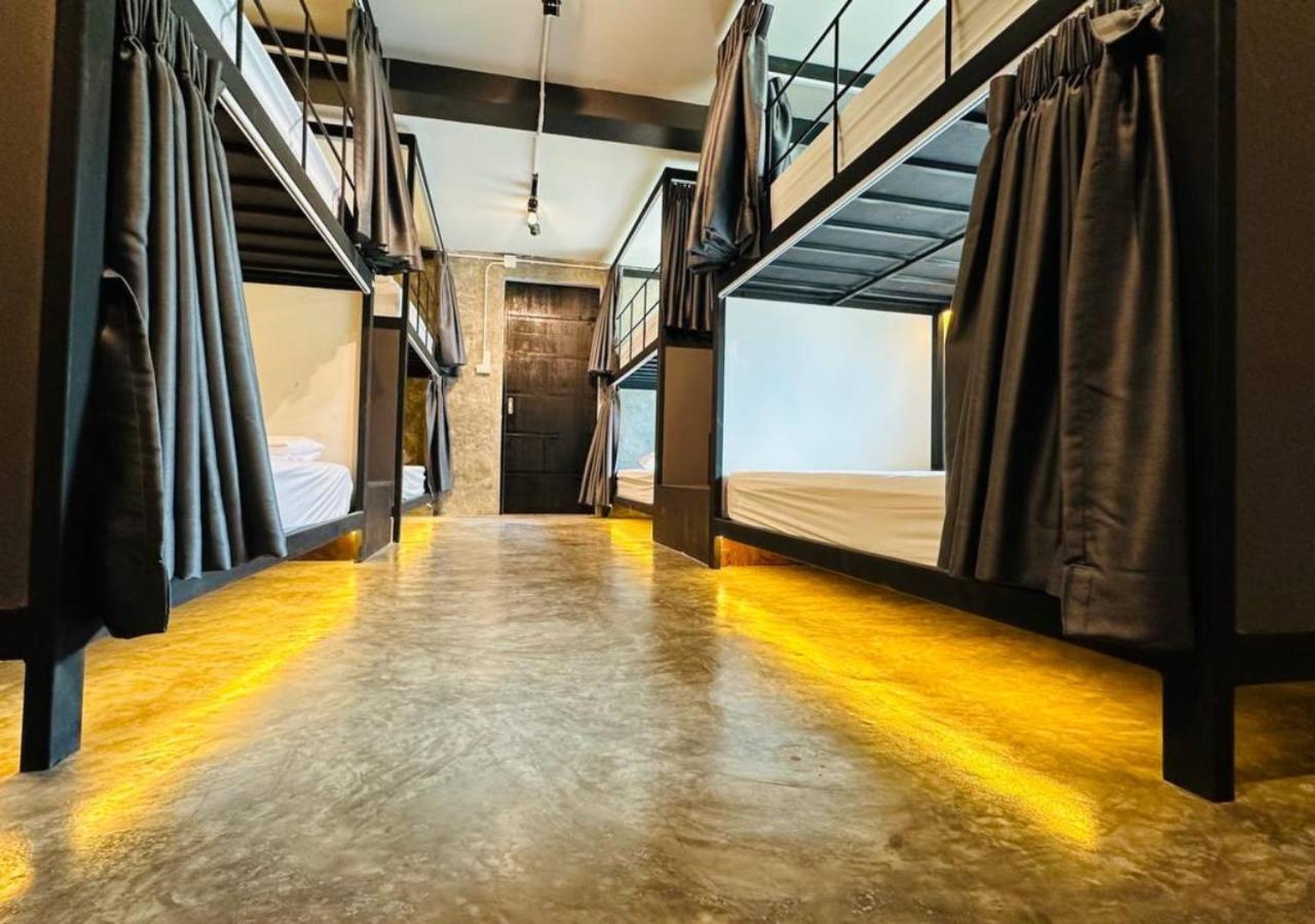 Adora Hostel Chiang Mai Eksteriør billede